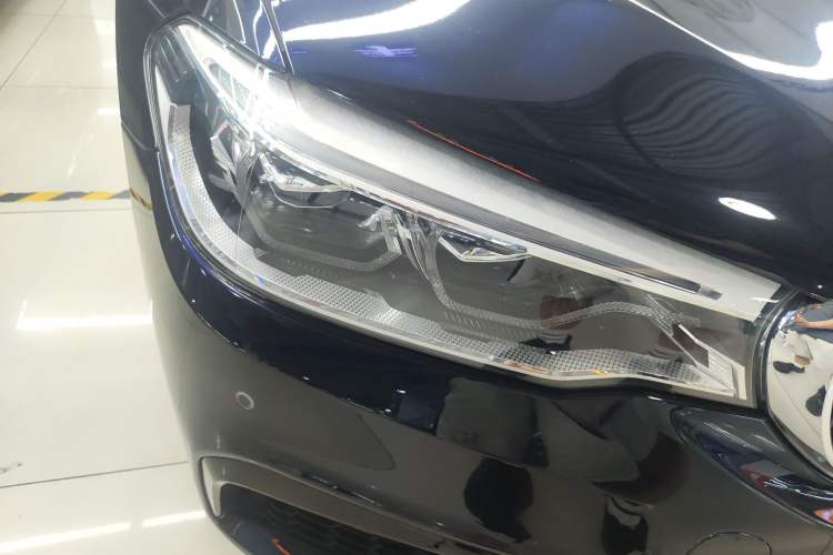 Used BMW 5 Series 2018 Restyled 530Li Luxury Edition M Sport Package