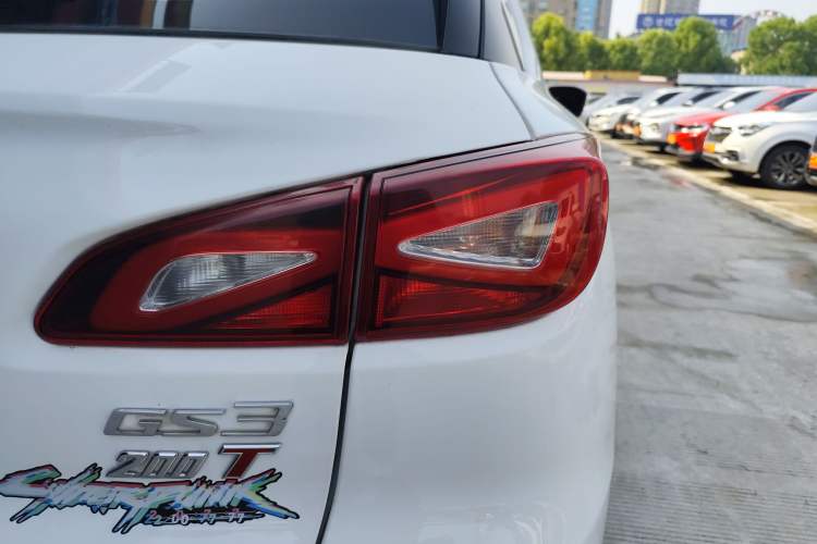 Used GAC Trumpchi GS3 2017 200T Automatic Elite Edition
