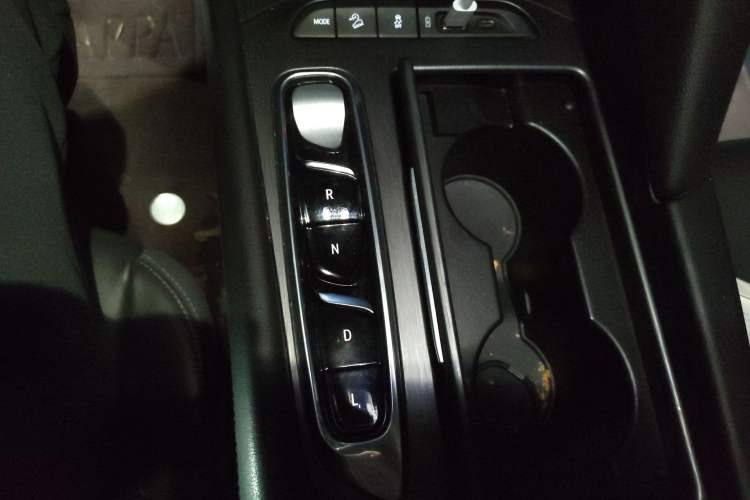 Used Buick Enclave 2020 28T Four-Wheel Drive Prestige Version Gear Lever