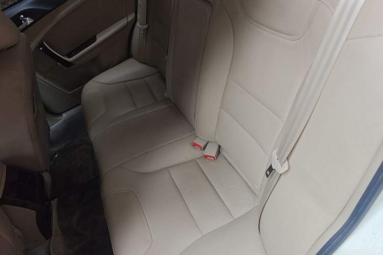 Used GAC Trumpchi GA5 2011 2.0L Automatic Elite Edition Left Rear Seat