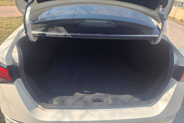 Used Nissan Sylphy 2021 1.6L XL CVT Enjoyment Edition Trunk