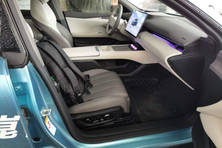 Used Deepal L07 2024 230Max Qiankun Intelligent Driving ADS SE Range-Extended Version
