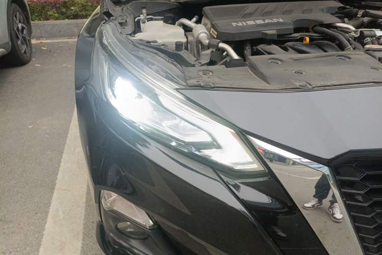 Used Nissan Teana 2021 2.0L XL Comfort Edition Right Front Headlight