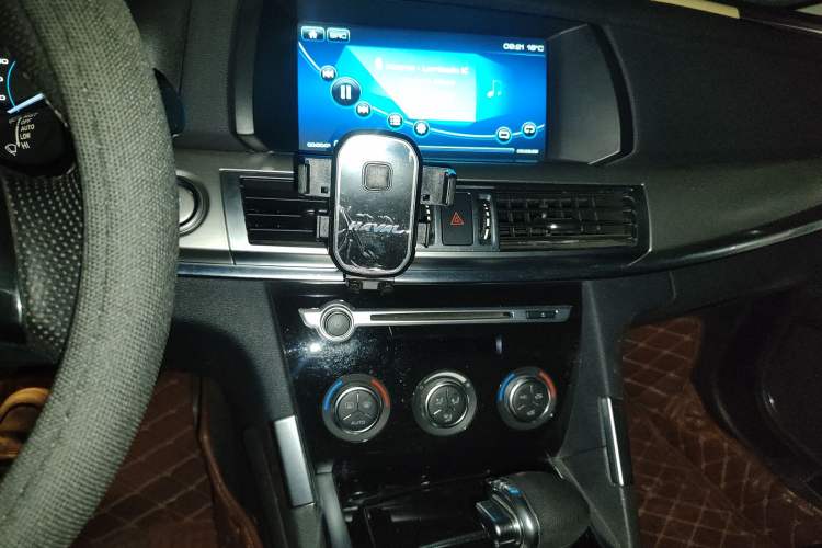 Used Haval H7 2016 Blue-Label H7 2.0T Automatic Luxury Model
