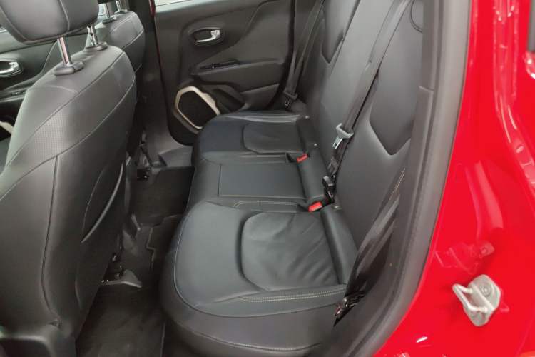 Used Jeep Renegade 2017 180T Automatic Smart Version