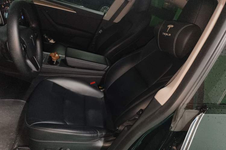 Used Tesla Model Y 2022 Rear-Wheel-Drive Version
