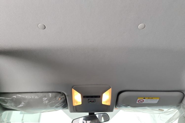 Used Toyota Wildlander 2022 Updated Version 2.0L CVT Two-Wheel Drive Leading Edition
