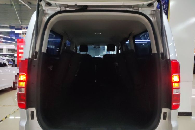 Used JAC Refine M3 2023 PLUS 1.8L 7/8-Seater Comfort Edition
