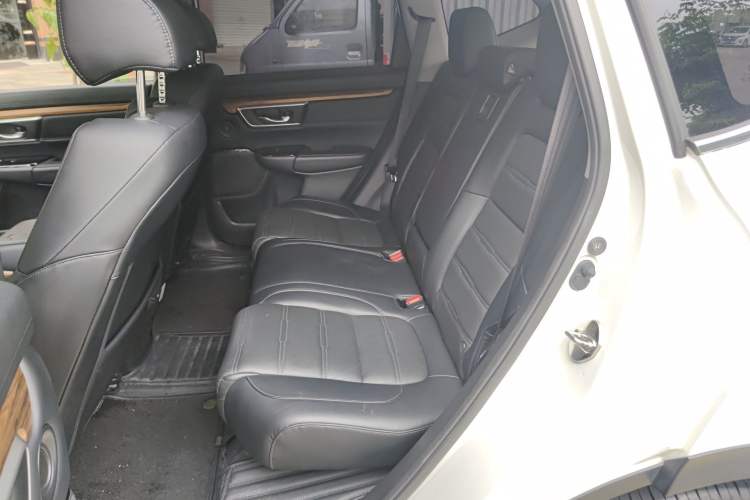 Used Honda CR-V 2019 Brilliant Edition Plus 240TURBO CVT Two-Wheel Drive Fashion Version China VI Emission Standard Left Rear Seat