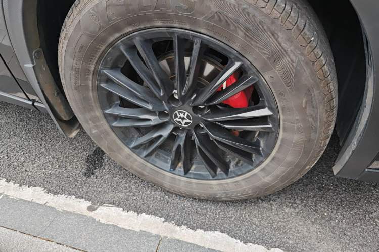 Used Venucia V 2023 260T Idol Edition Pro
