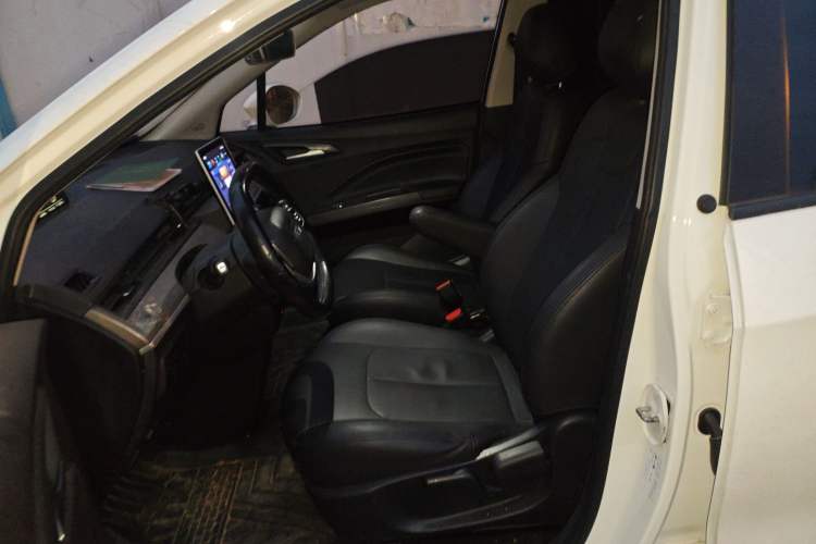 Used NETA V 2021 Standard Range Entertainment Edition
