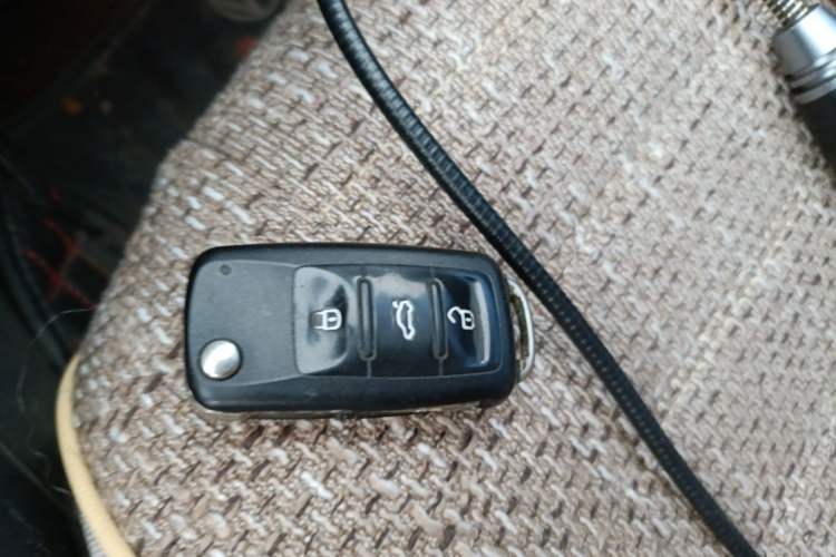 Used Volkswagen Santana 2016 1.6L Manual Fashion Edition
