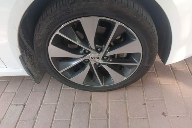 Used Kia K5 2017 2.0L Automatic 15th Anniversary Special Edition LUX