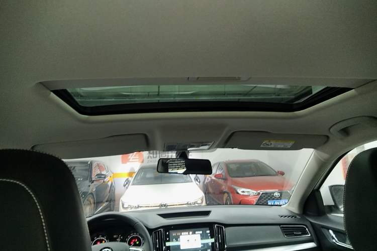 Used Skoda Kamiq 2024 1.5L Automatic Comfort Edition Headliner