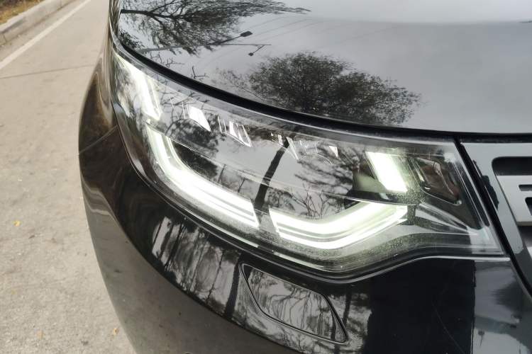 Used Land Rover Discovery 2017 3.0 SC V6 SE
