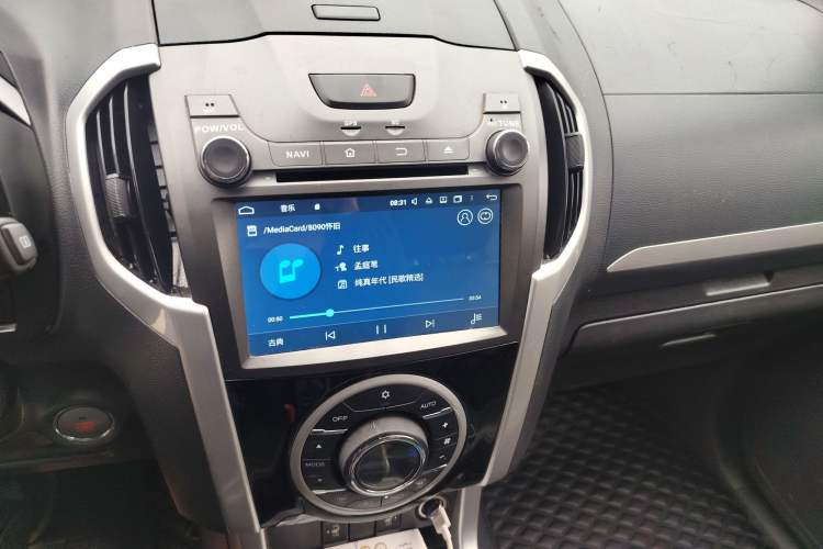 Used Isuzu mu-X 2017 2.5T Two-Wheel Drive Automatic Luxury Edition 5 Seats