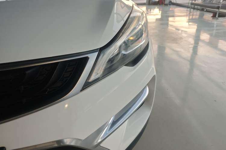 Used Geely Auto Emgrand GS 2018 Sport Edition 1.4T Automatic LingShang Model Left Front Headlight