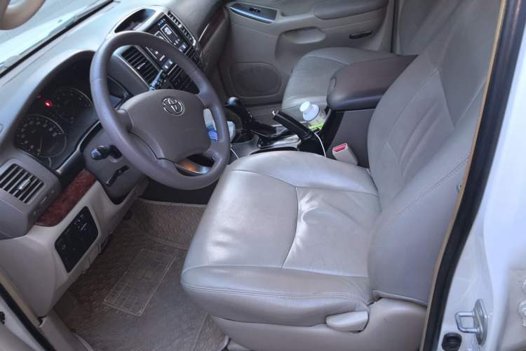 Used Toyota Prado 2004 GX 2.7 Automatic Model
