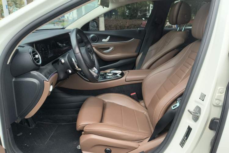 Used Mercedes-Benz E-Class 2016 E 200 L Sport Edition
