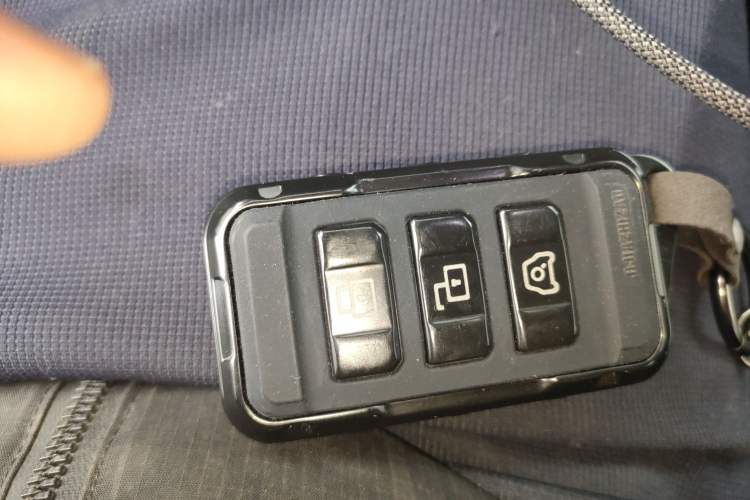 Used 212 T01 2024 2.0T Mechanic
