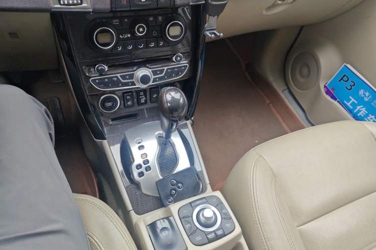 Used Renault Koleos 2012 2.5L 4x4 Comfort Edition with Navigation