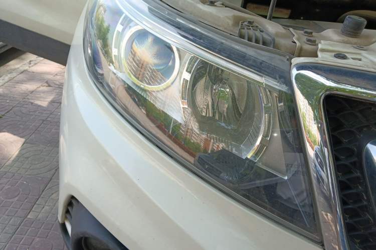 Used BAIC Senova X55 2016 1.5T CVT Comfort Version Right Front Headlight