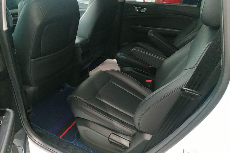 Used Wuling Jiachen 2022 1.5L Manual Light Comfort Edition