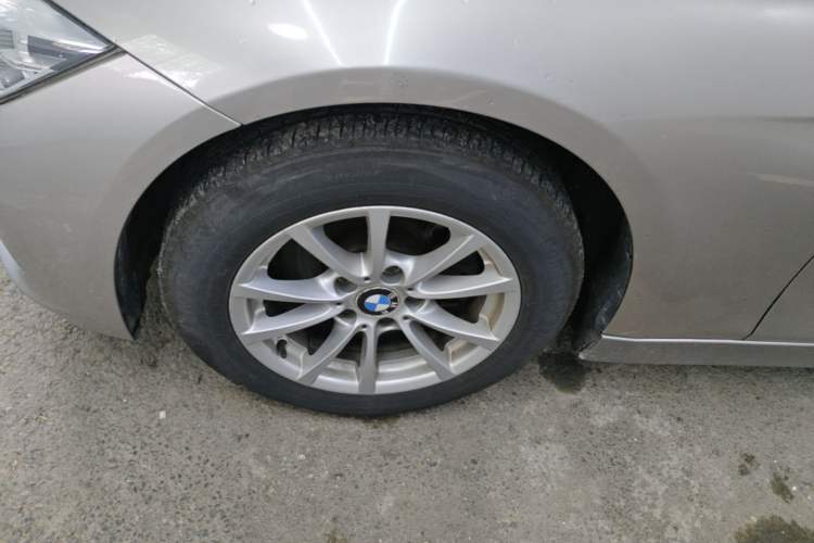 Used BMW 3 Series 2016 316i Fashion Model