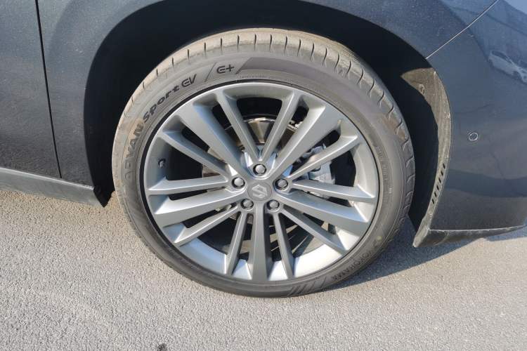 Used Leapmotor C16 2024 All-Electric 520 LiDAR Edition