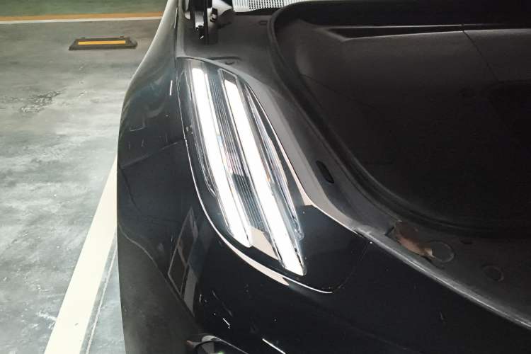 Used Zeekr 001 2023 WE Edition 100 kWh Right Front Headlight