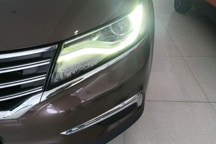 Used Roewe RX5 2016 20T Two-Wheel Drive Automatic Flagship Edition
