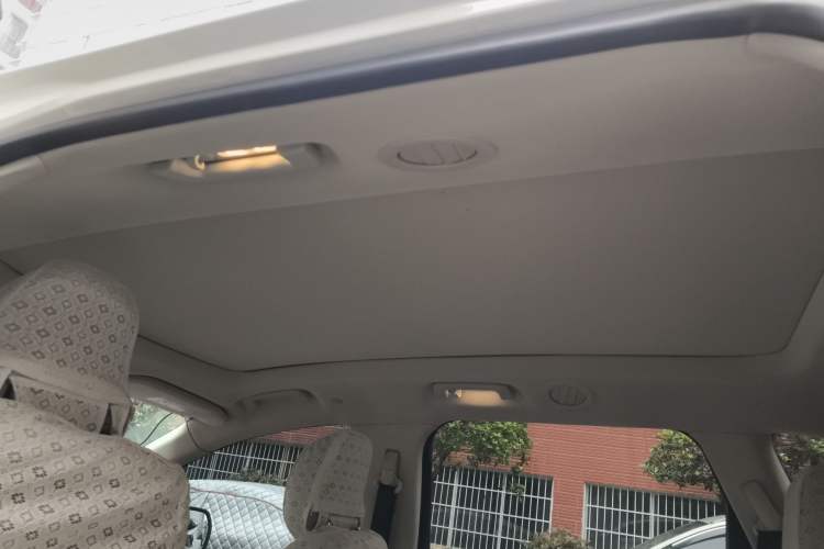 Used Ford Edge 2015 2.7T GTDi 4x4 Prestige 7-Seater Headliner