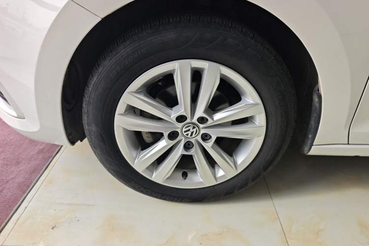 Used Volkswagen Santana 2016 1.6L Manual Comfort Edition Left Front Wheel Hub