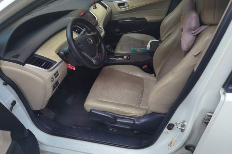 Used Honda Jade 2016 1.8L Automatic Comfort Version 5 Seats
