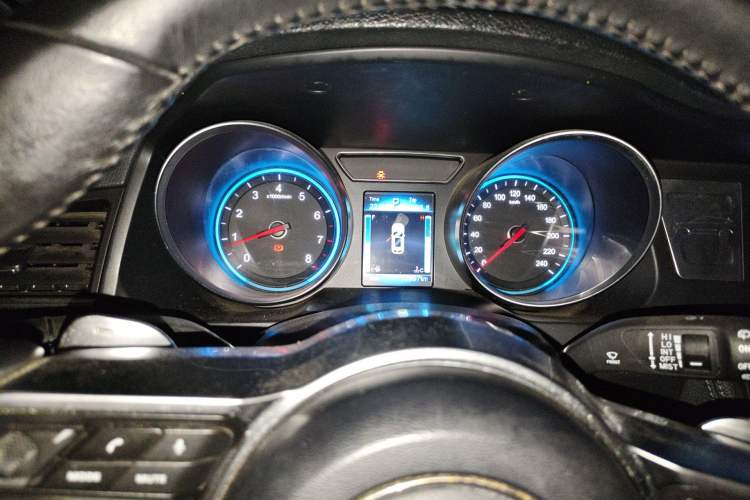 Used Zotye T600 2016 Sport Edition 2.0T DCT Luxury Model Instrument Cluster