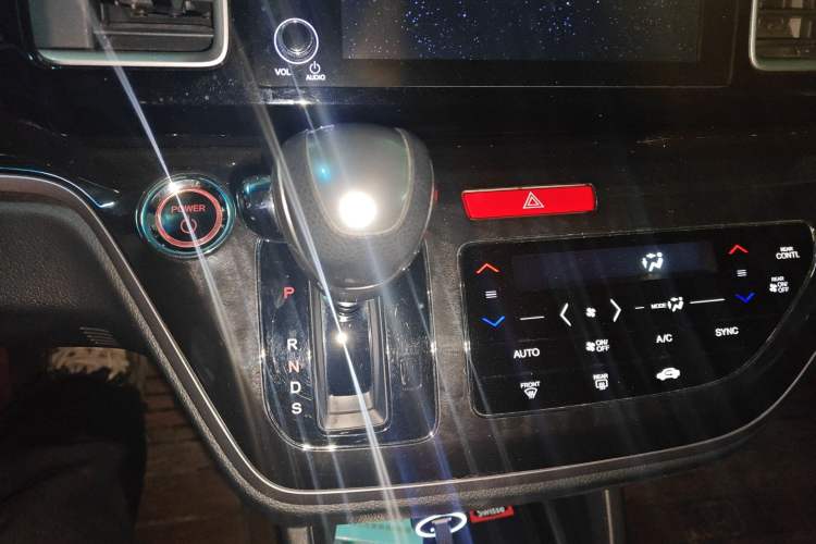 Used Honda Elysion 2019 2.0L Hybrid Luxury Edition