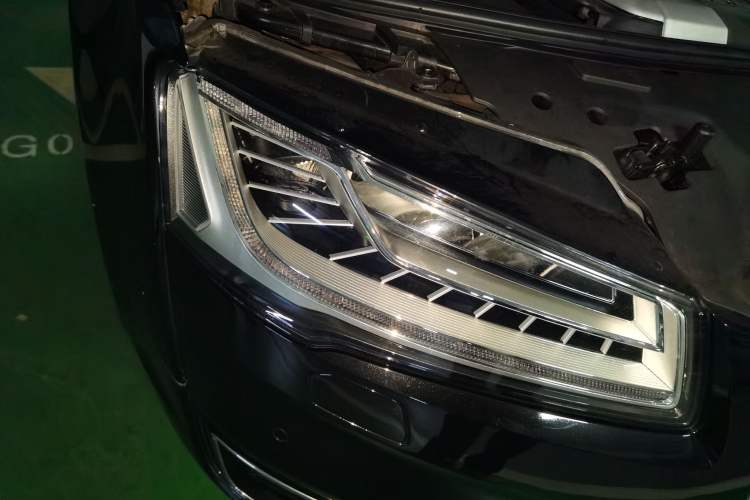 Used Audi A8 2016 A8L 45 TFSI quattro Comfort model
