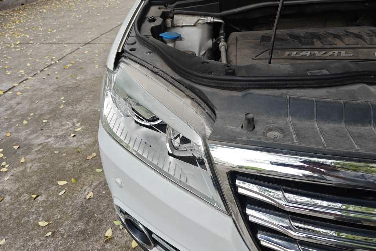 Used Haval H6 2015 Revised Version Sport Edition 1.5T Manual Transmission Two-Wheel Drive Elite Grade