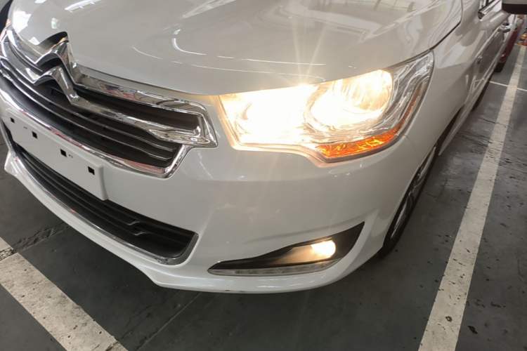 Used Citroen C4L 2015 1.8L Automatic Luxury Edition Left Front Headlight