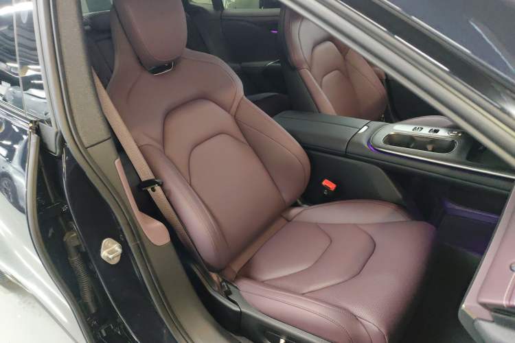 Used Xiaomi Auto SU7 2024 Rear-Drive Long-Range Intelligent Driving Version