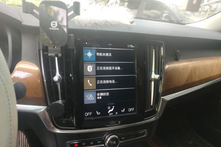 Used Volvo S90 2020 T5 Zhiyi Luxury Edition Audio And AC Panel
