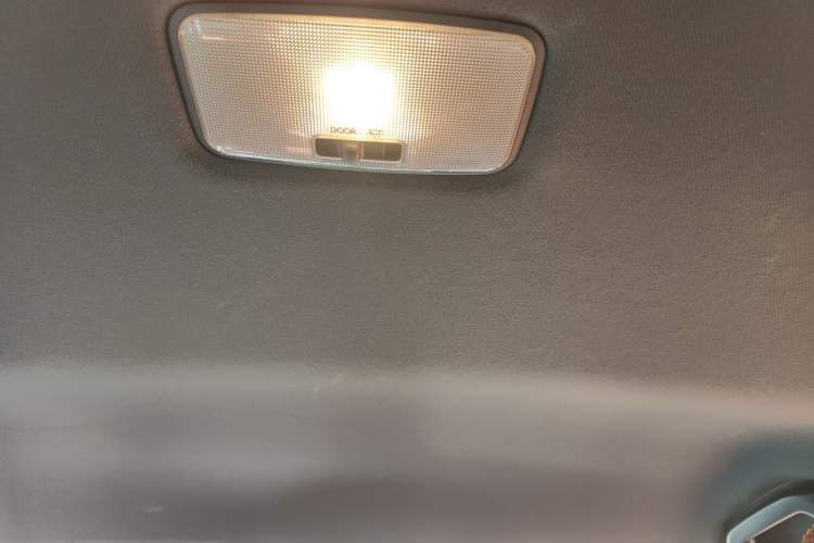 Used Toyota Levin 2021 TNGA 1.5L CVT Entry-Level Model Headliner