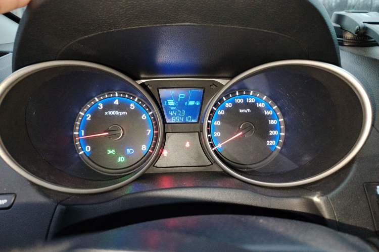 Used Hyundai ix35 2015 2.0L Automatic 2WD Smart Version China V Standard
