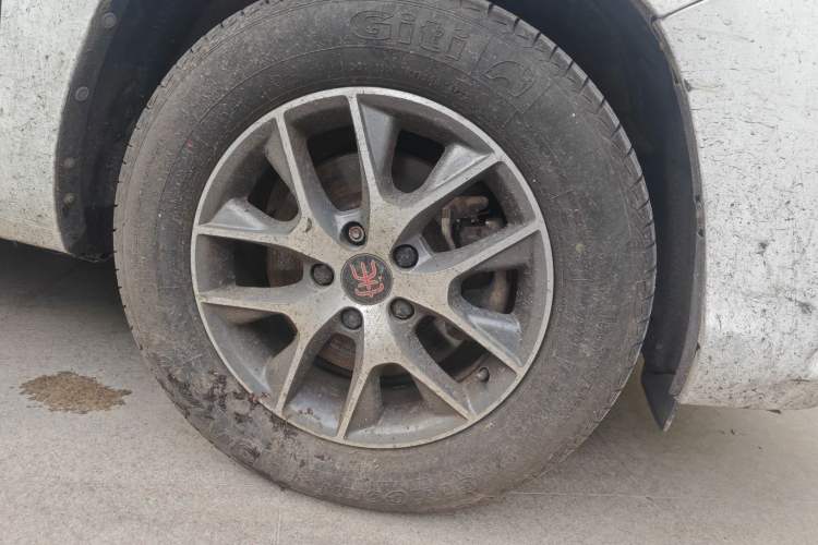 Used BYD Song 2017 Gaishe Upgrade Edition 1.5TID Automatic Elite Model
