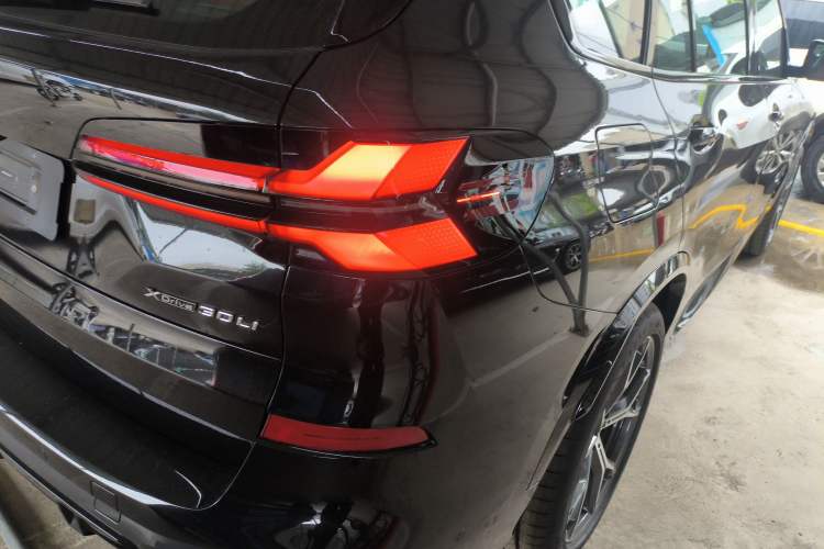 Used BMW X5 2023 xDrive 30Li Luxury M Sport Night Edition Package