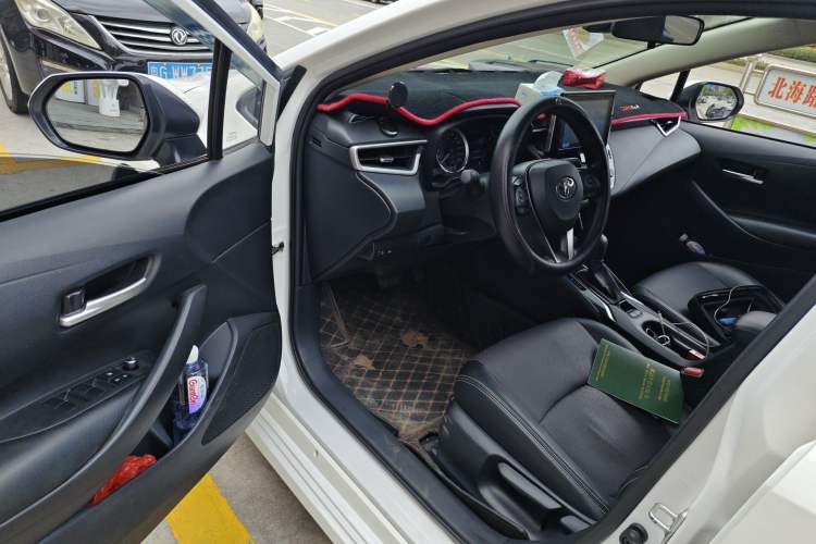 Used Toyota Corolla 2021 TNGA 1.5L CVT Elite Edition Driver Seat