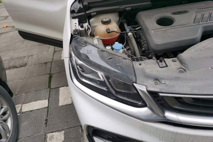 Used Geely Auto Coolray 2021 1.4T DCT Diamond Edition Right Front Headlight