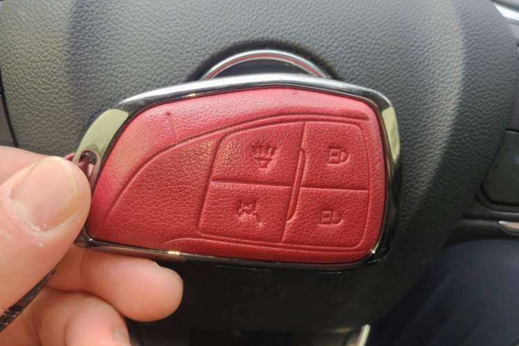 Used Buick Envision 2022 Encore Plus 652T Five-Seat Luxury Model Vehicle Key