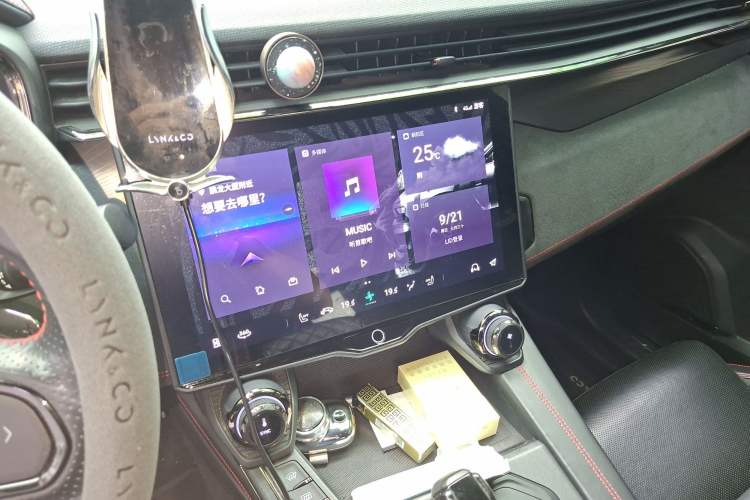 Used Lynk & Co 05 2020 2.0TD Four-Wheel Drive HypeHalo