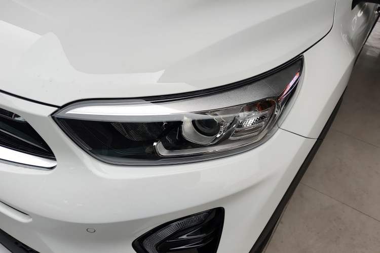 Used Kia kx1 Stonic 2021 1.4L CVT Sunroof Model